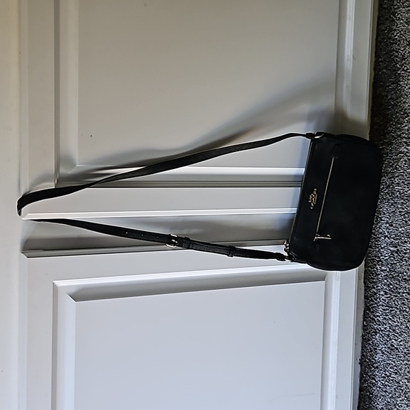 Coach Black Crossbody Bag - Picture 3 of 7